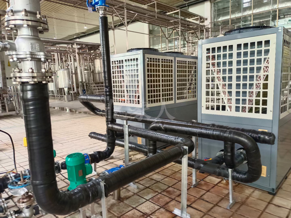 風冷熱泵冷水機組給廠房或設備機房降溫節能50%以上